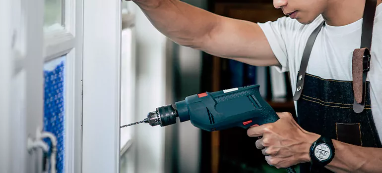 Residential Exterior Window Finishing in Four Corners, FL