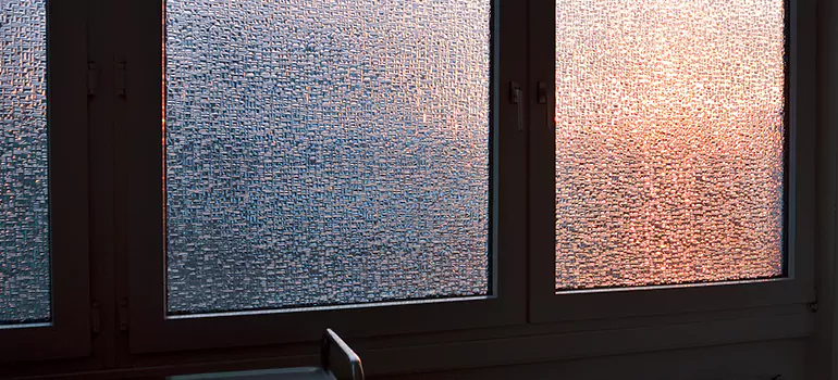 Frosted Glass Window Replacement in Four Corners, FL