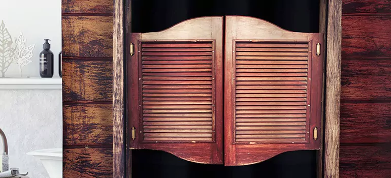 Installing Saloon Door Hinges in Four Corners, FL