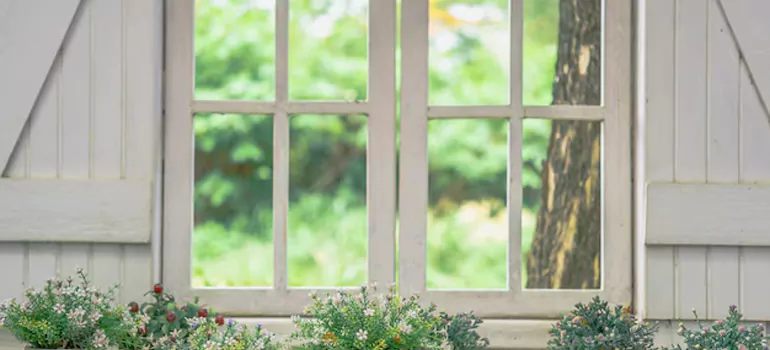 Professional Garden Window Enclosure Repair in Four Corners, FL