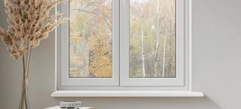 Vinyl Window Stool in Four Corners, FL